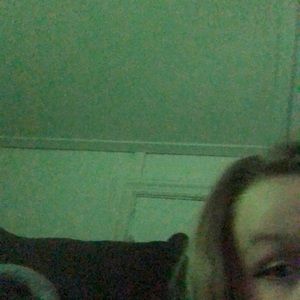 Meet your Posher, Chloe